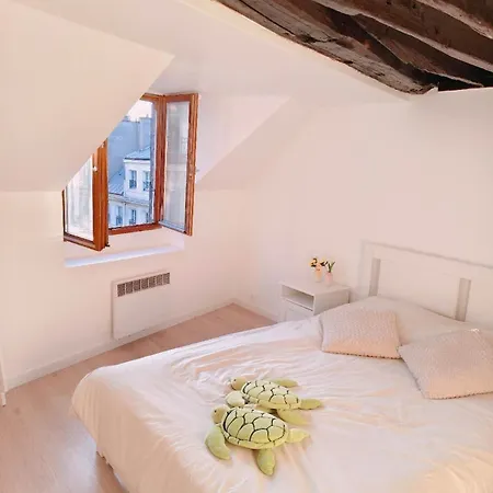 Beautiful 2-room In Provence, Galeries Lafayette Apartment Paris