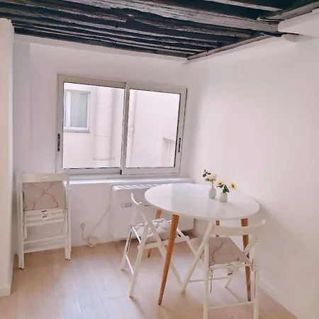 Beautiful 2-room In Provence, Galeries Lafayette Apartment Paris